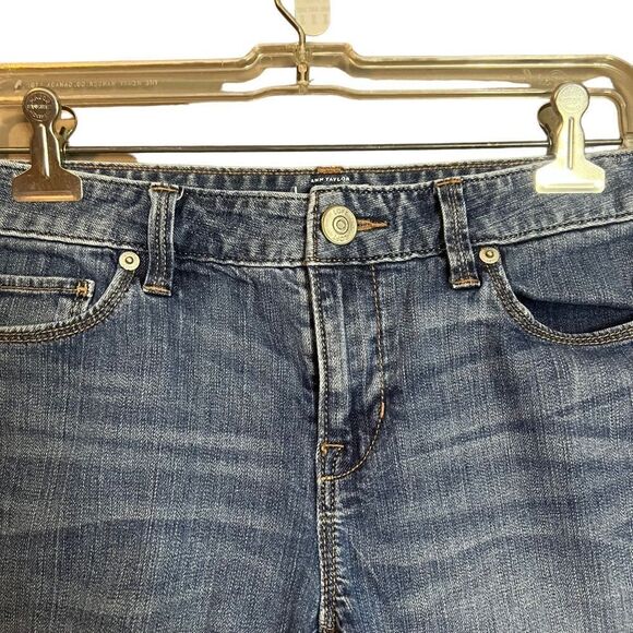 3 for $30! Loft medium wash jean shorts with frayed ends. Size 27 - Picture 2 of 9